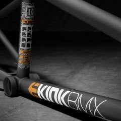Kink Williams X Etnies Kadro-Frame Matt Golden Graphite